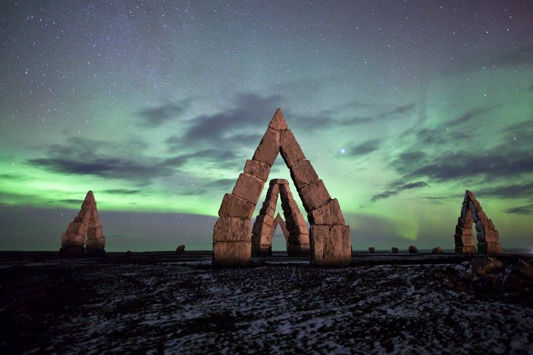 Heimskautsgerdid (Heimskautsgerðið) Arctic Henge